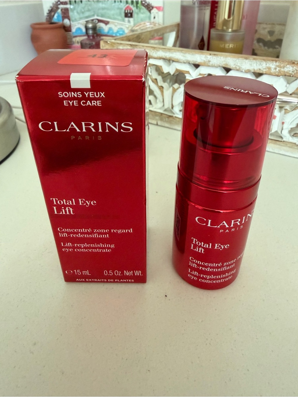 Clarins Red Metallic Eye Treatment Box